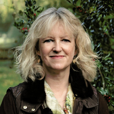 Dr Belinda Clarke