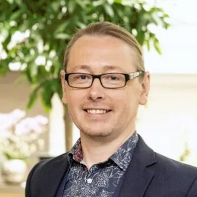 Dr Simon Thomas