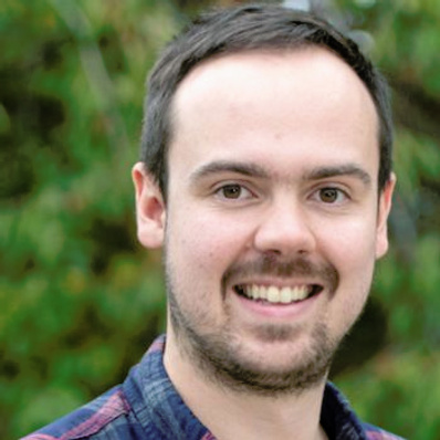 Dr Niall Holmes
